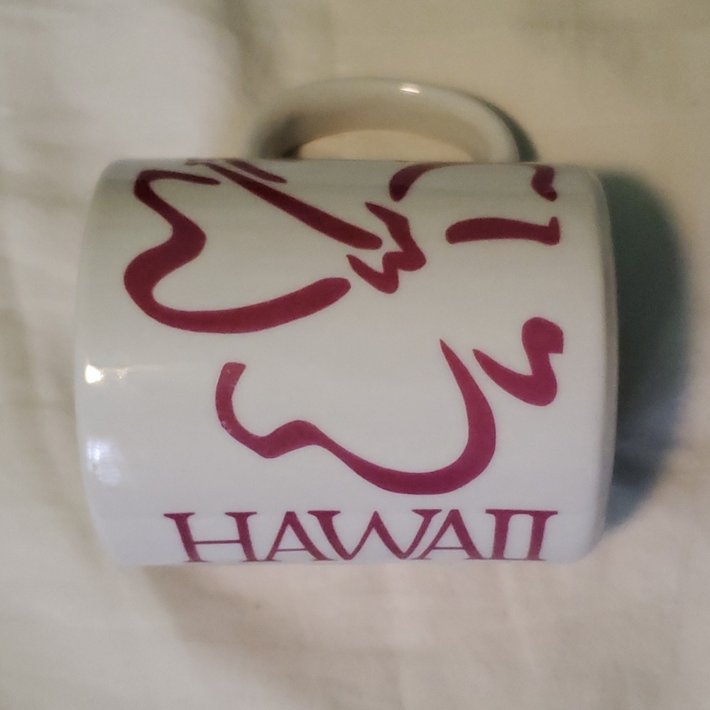 Vintage Hawaiian Hilo Hattie Mug